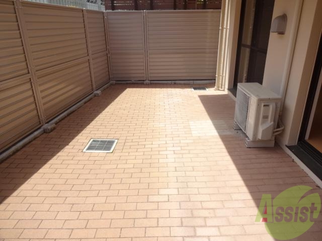 バルコニー　南東向きのバルコニーです