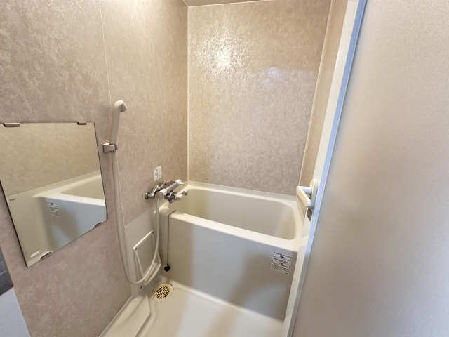 バス・シャワールーム　浴室