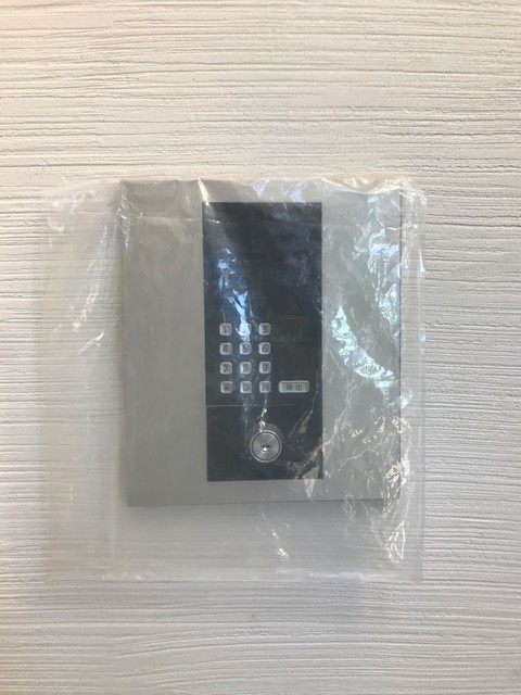 ロビー　オートロック