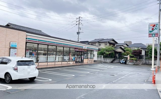 コンビニ　セブン－イレブン大野城瓦田店（コンビニ）まで583m