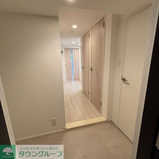 玄関　※写真は同タイプ住戸です。
