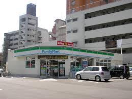 コンビニ　ファミリーマート小倉城野駅北店（コンビニ）まで773m