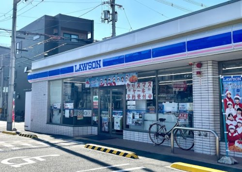 コンビニ　ローソン 巽北一丁目店（コンビニ）まで717m