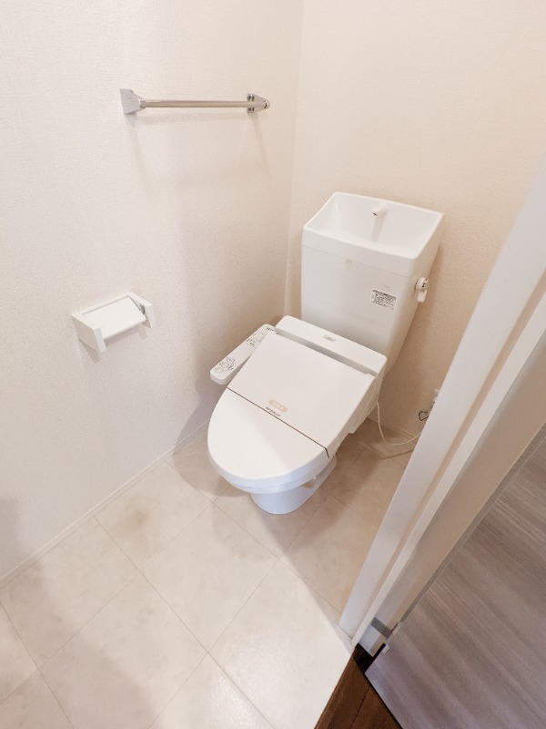 トイレ　図面と現状に相違がある場合には現状を優先