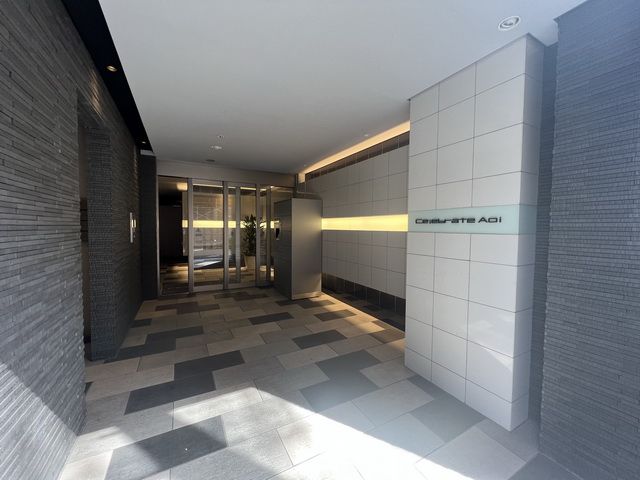 エントランス　エントランス