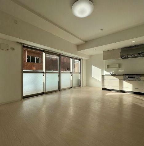 居室・リビング　エントランス