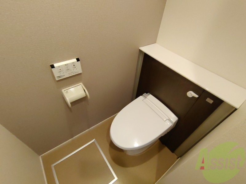 トイレ　ウォシュレット付きのトイレです。シャワートイレは日本の宝。