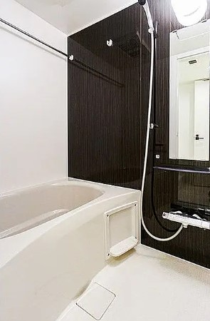 バス・シャワールーム　※別部屋参考写真