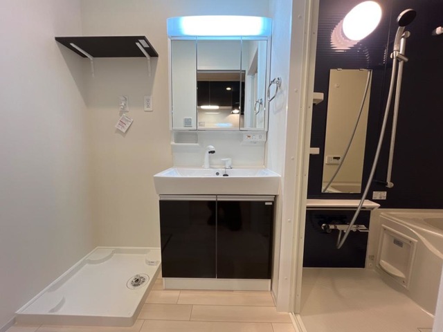 洗面設備　洗髪洗面化粧台