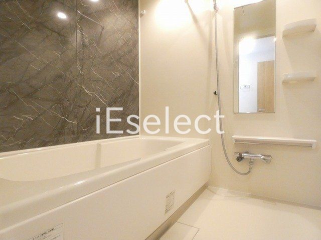 バス・シャワールーム　広々１坪バスでリラックス♪