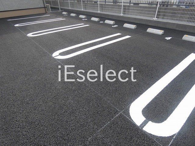 駐車場　敷地内駐車場も募集中です！