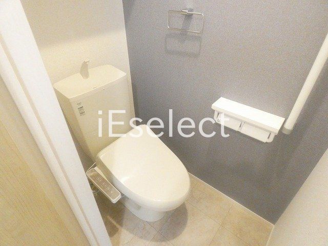 トイレ　洗浄機能付き♪