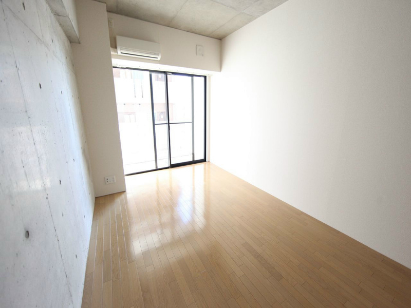 その他部屋・スペース　洋室9帖　エアコン完備　南面バルコニー