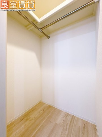 収納　ウォークインクローゼット