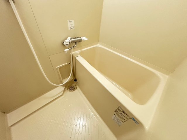 バス・シャワールーム　詳細は、RISUMO江坂本店までお問合せください♪