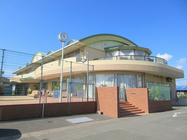 幼稚園・保育園　わかくさ保育園（幼稚園・保育園）まで465m