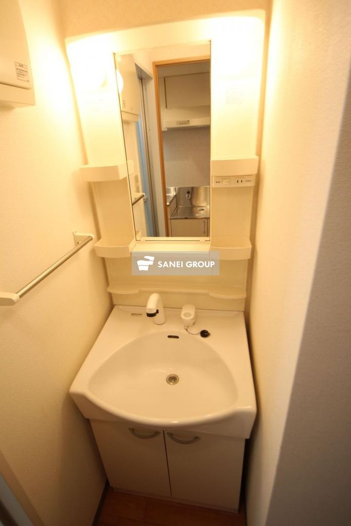 洗面設備　同仕様