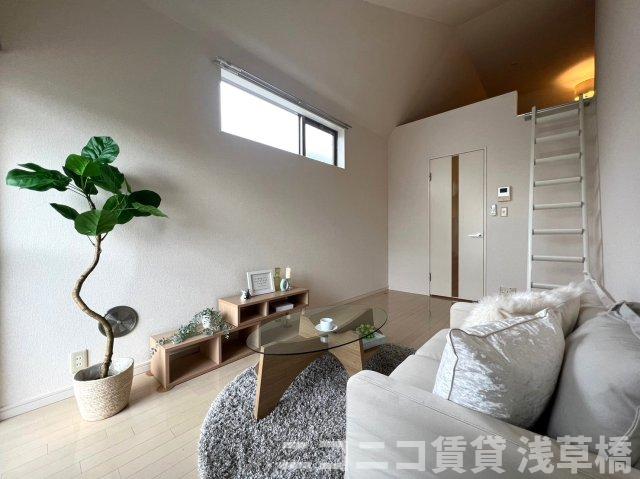 居室・リビング　別号室イメージの為、現状を優先致します。