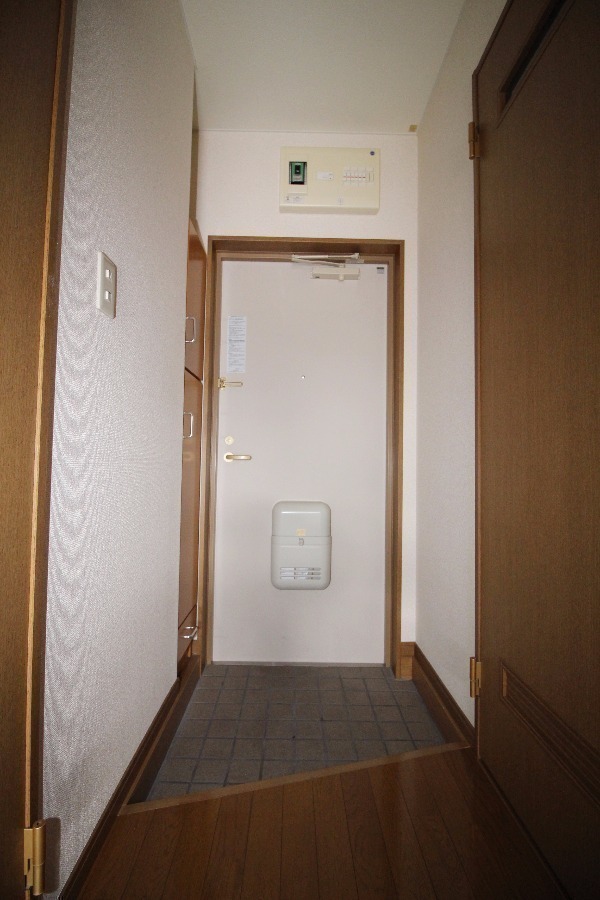 玄関　玄関スペース
