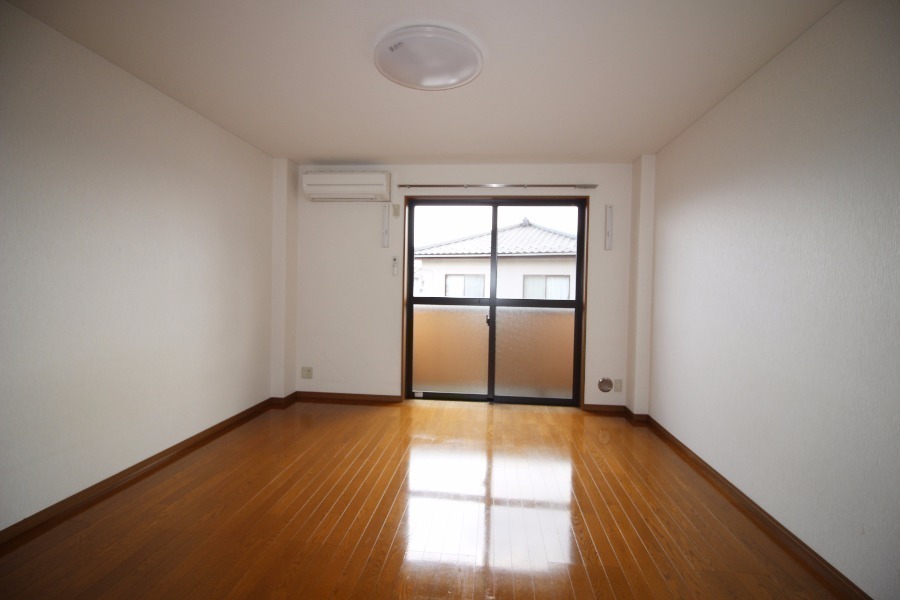 居室・リビング　きれいなリビング