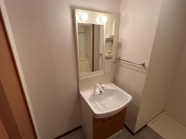 洗面設備　洗髪洗面化粧台