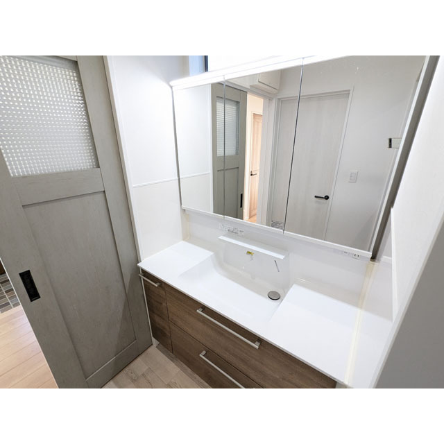 洗面設備　洗面所