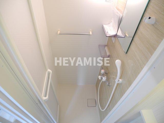 バス・シャワールーム　※同タイプ別部屋※シャワールーム