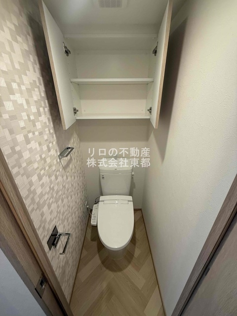 トイレ　収納付なので便利です♪