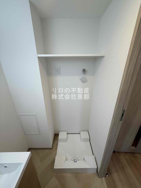 その他　水漏れの心配がない防水パン付きの洗濯機置き場です♪