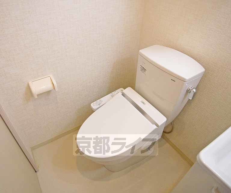 トイレ　清潔感のあるトイレです。