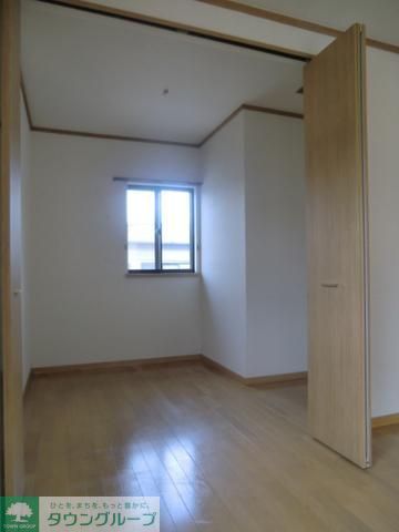 その他部屋・スペース　納戸３．５帖のたっぷり収納　窓付き