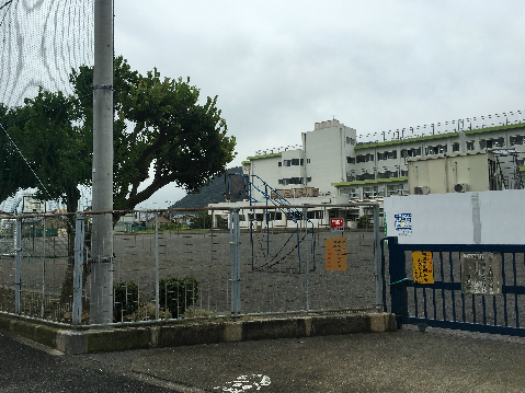 小学校　平塚市立山下小学校（小学校）まで287m