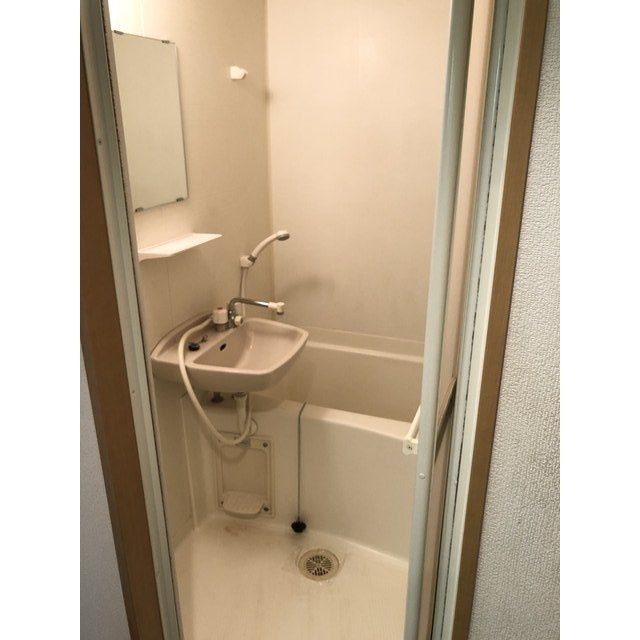 バス・シャワールーム　サニーサイド西日暮里　荒川区西日暮里5