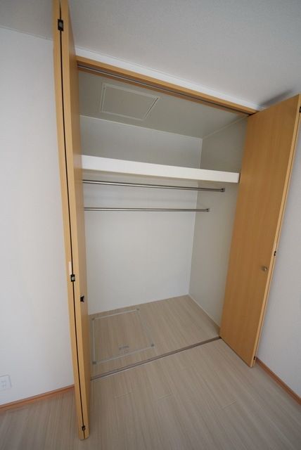 収納　お問い合わせはタウンハウジング調布店まで