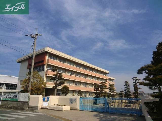 小学校　岡山市立御野小学校（小学校）まで779m