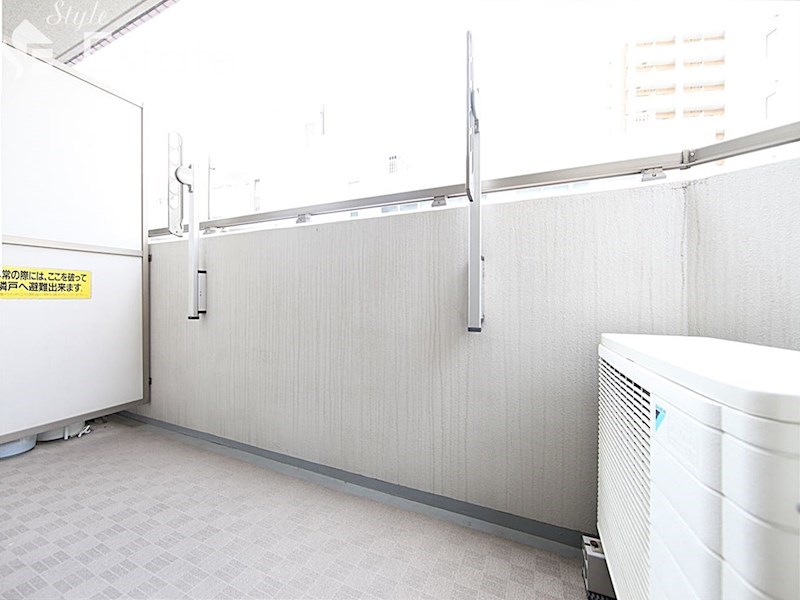 バルコニー　バルコニー