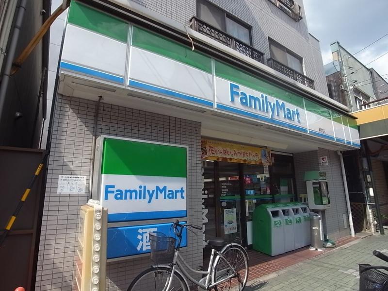 コンビニ　ファミリーマート 則武店（コンビニ）まで40m