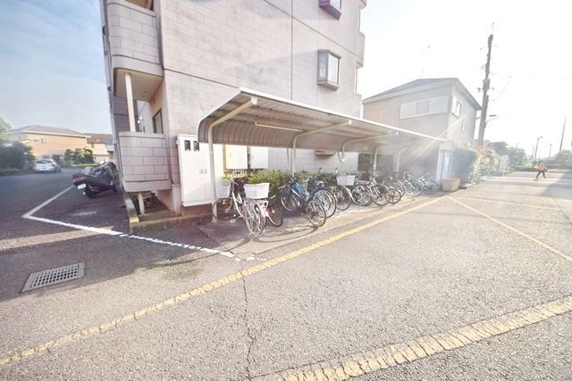 その他共有部分　★屋根付き駐輪場★