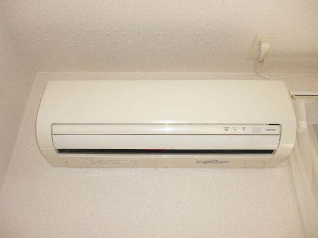 その他設備　エアコン1基付きです！（^^）！