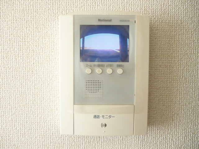 セキュリティ　TVモニターホンで来訪者様を確認出来ます（＾v＾）