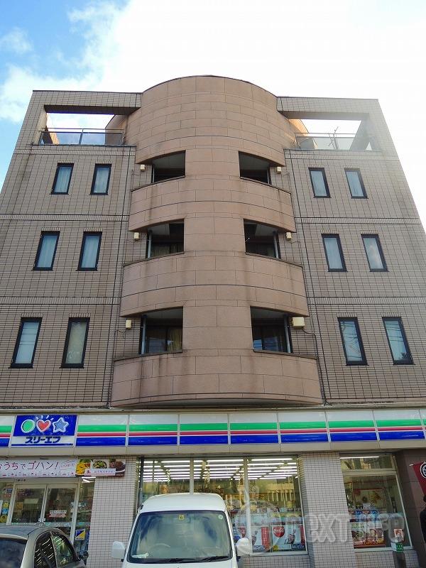 建物外観　アリオス北里の外観