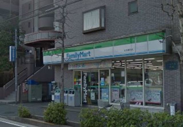 コンビニ　ファミリーマート丸子通り店（コンビニ）まで831m
