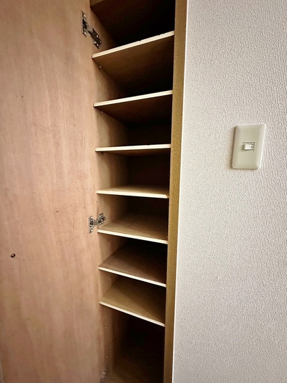 玄関　※他号室の写真です。