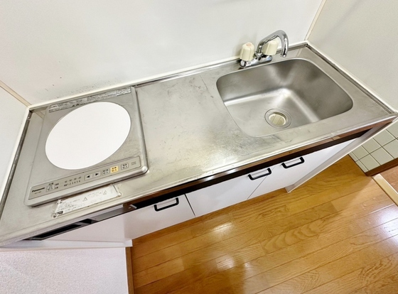 キッチン　※他号室の写真です。