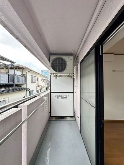 バルコニー　※他号室の写真です。