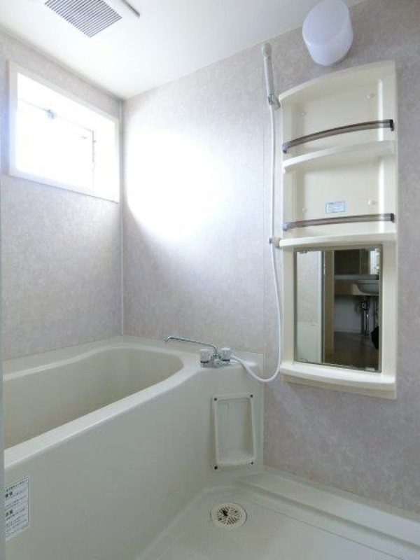 バス・シャワールーム　図面と現状に相違がある場合には現状を優先