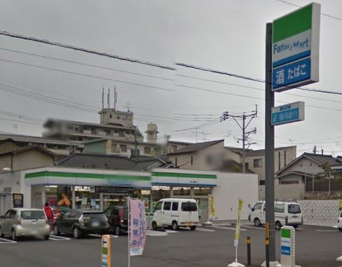 コンビニ　ファミリーマート小倉上富野店（コンビニ）まで429m