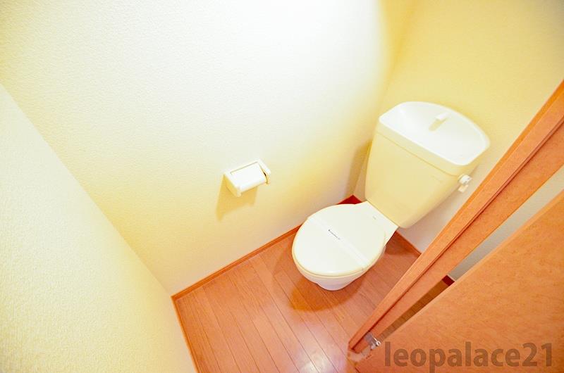 トイレ　設備・仕様は号室により異なる為、現況を優先致します。