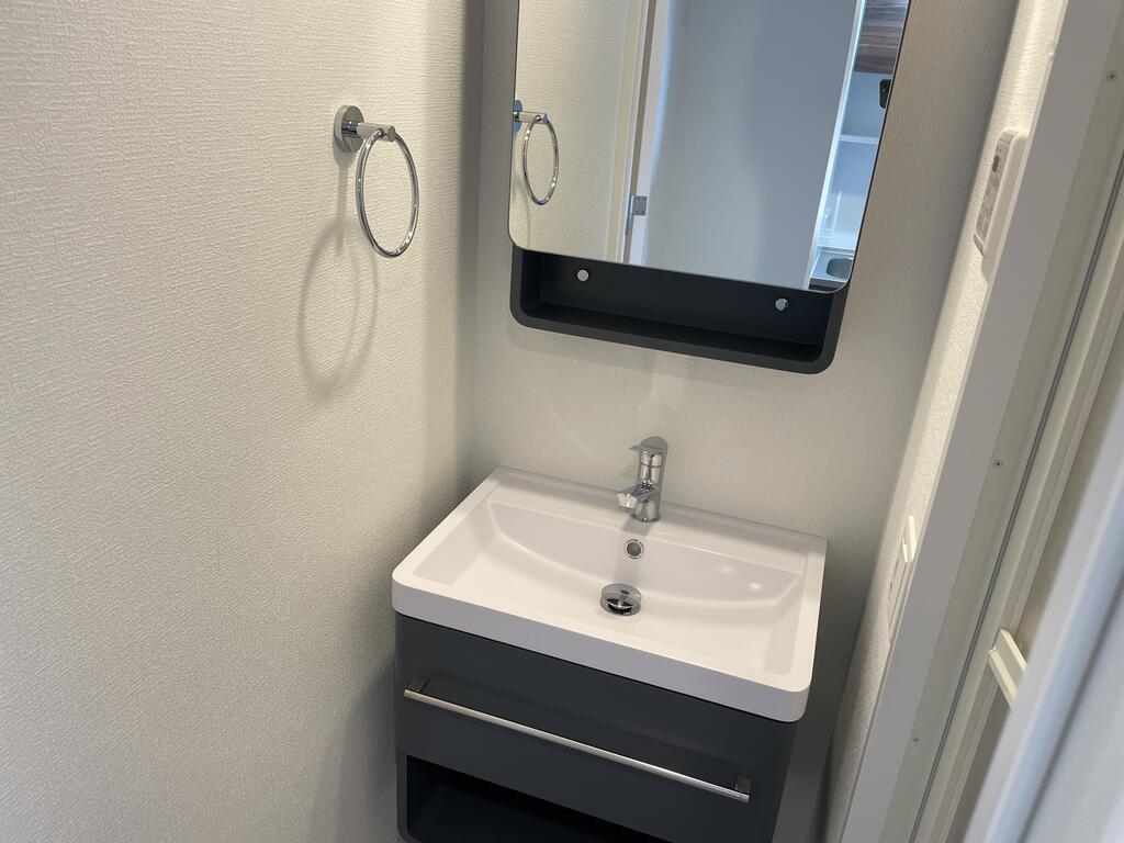 洗面設備　※カラーパターンあり