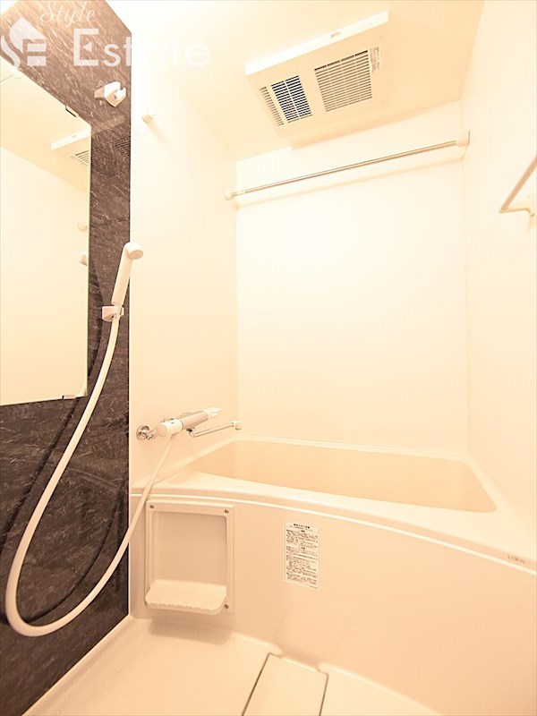 バス・シャワールーム　バスルーム